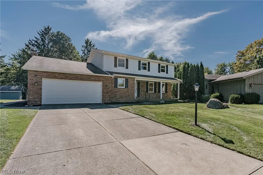 15133 Dogwood Circle, Middleburg Heights, OH 44130 - #2