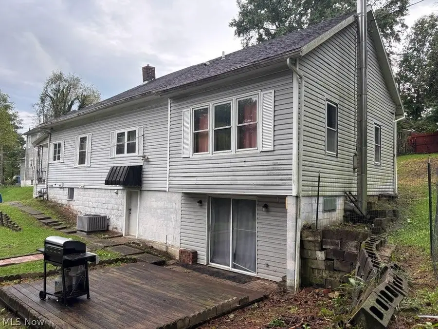 504 Walnut Avenue, Cambridge, OH 43725 - #3