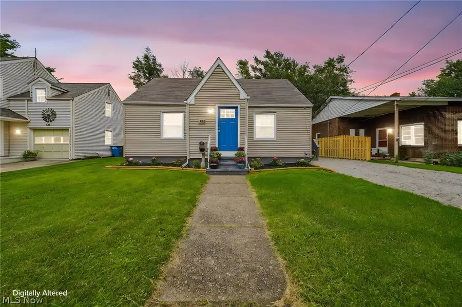 726 Lyndon Avenue, Ashtabula, OH 44004 - #2