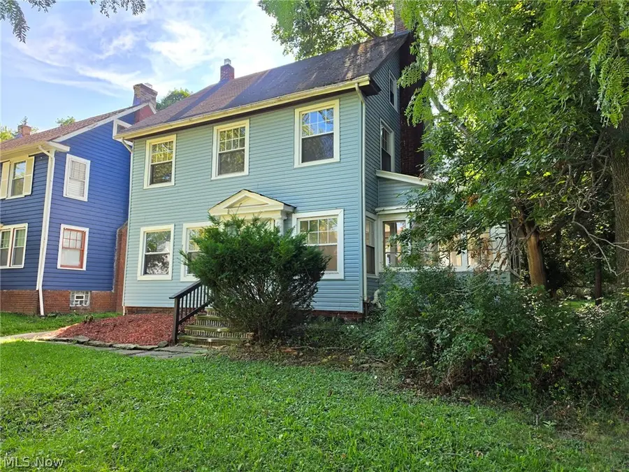 3192 Sycamore Road, Cleveland Heights, OH 44118 - #2