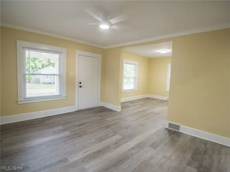 444 Emery Avenue, Youngstown, OH 44507 - #2