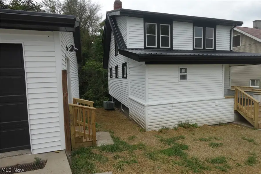 215 Isabelle Street, Brilliant, OH 43913 - #3