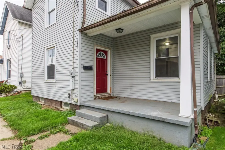 327 Schrock Sw Place, Massillon, OH 44647 - #3