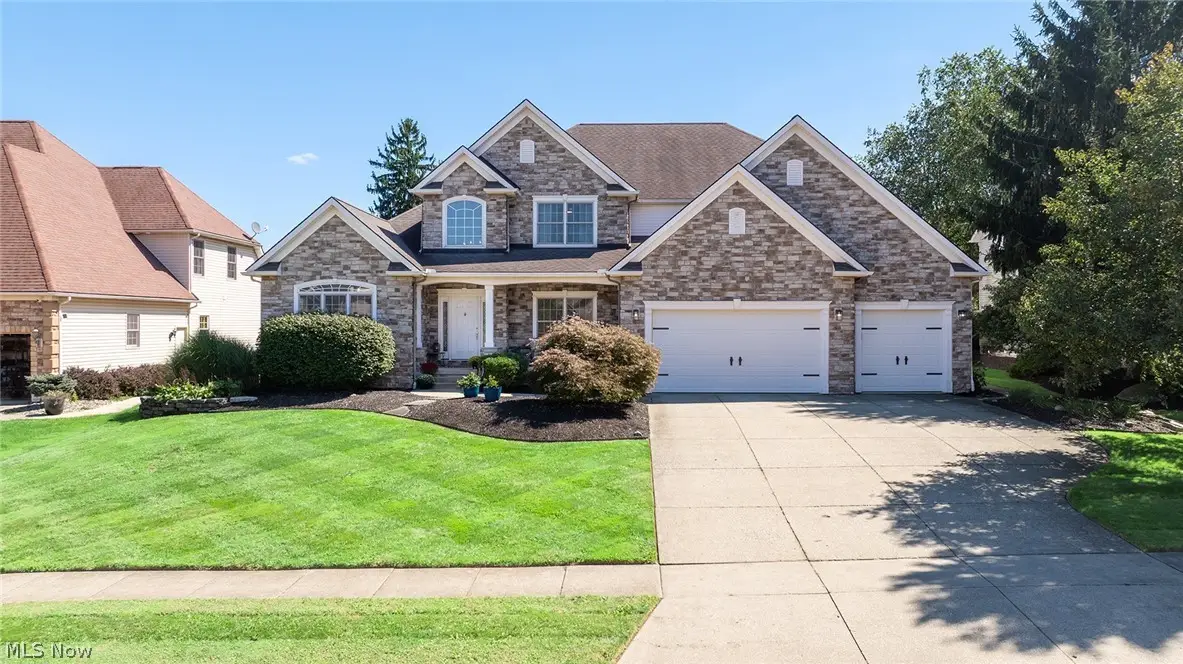 3407 Chadwick Drive, Uniontown, OH 44685 - #1
