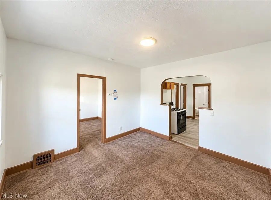 3611 E 116th Street, Cleveland, OH 44105 - #2