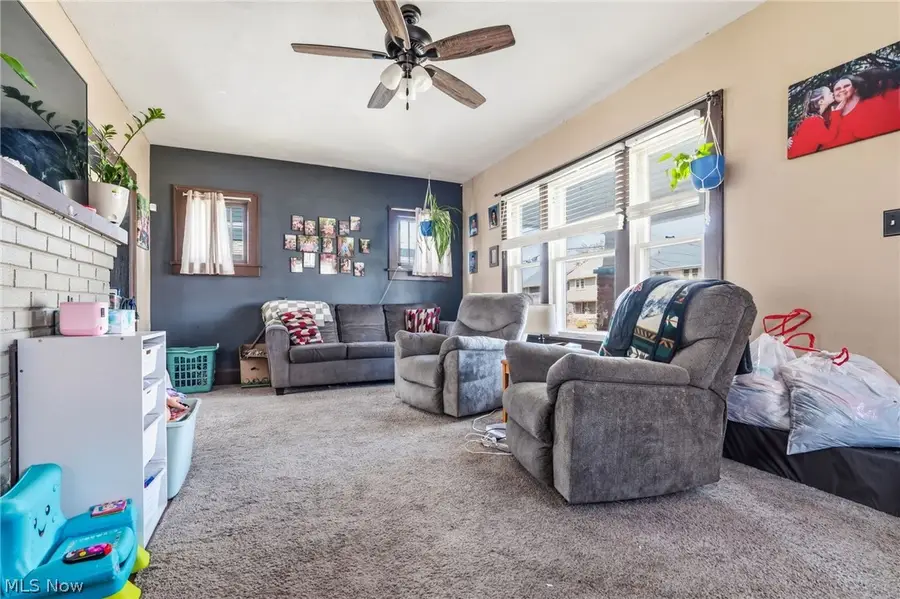 3210 9th Sw Street, Canton, OH 44710 - #3