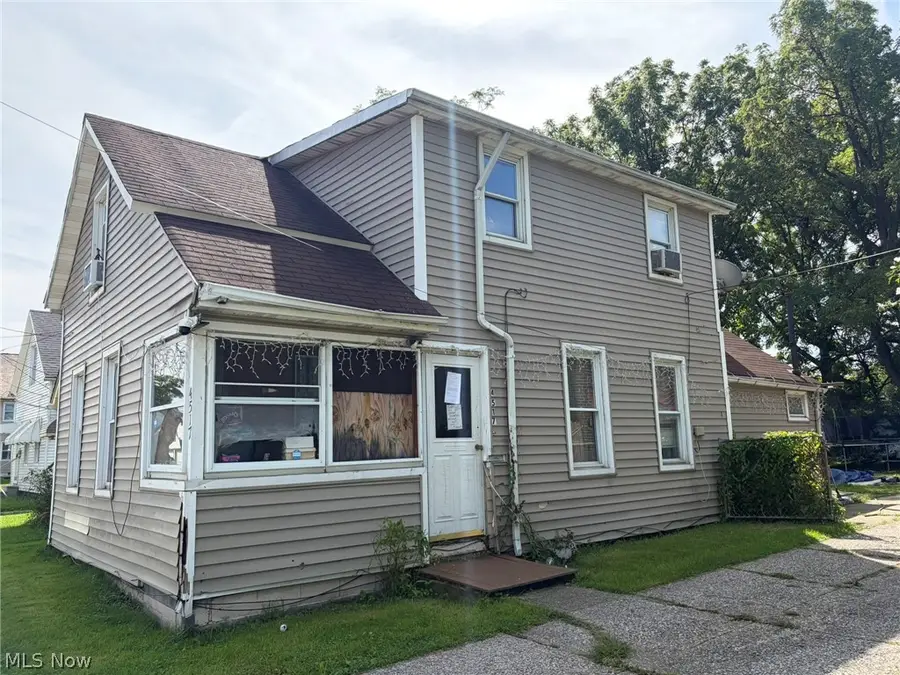 4517 Hyde Avenue, Cleveland, OH 44109 - #2