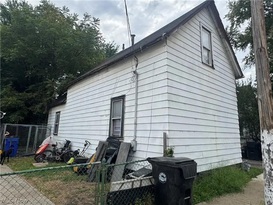 3062 E 67th Street, Cleveland, OH 44127 - #2
