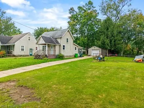 82 Henigan Avenue, Barberton, OH 44203 - #2