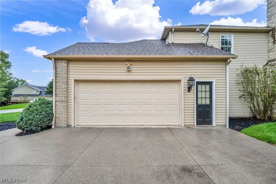 1413 Ashford Glen Lane, Sagamore Hills, OH 44067 - #3