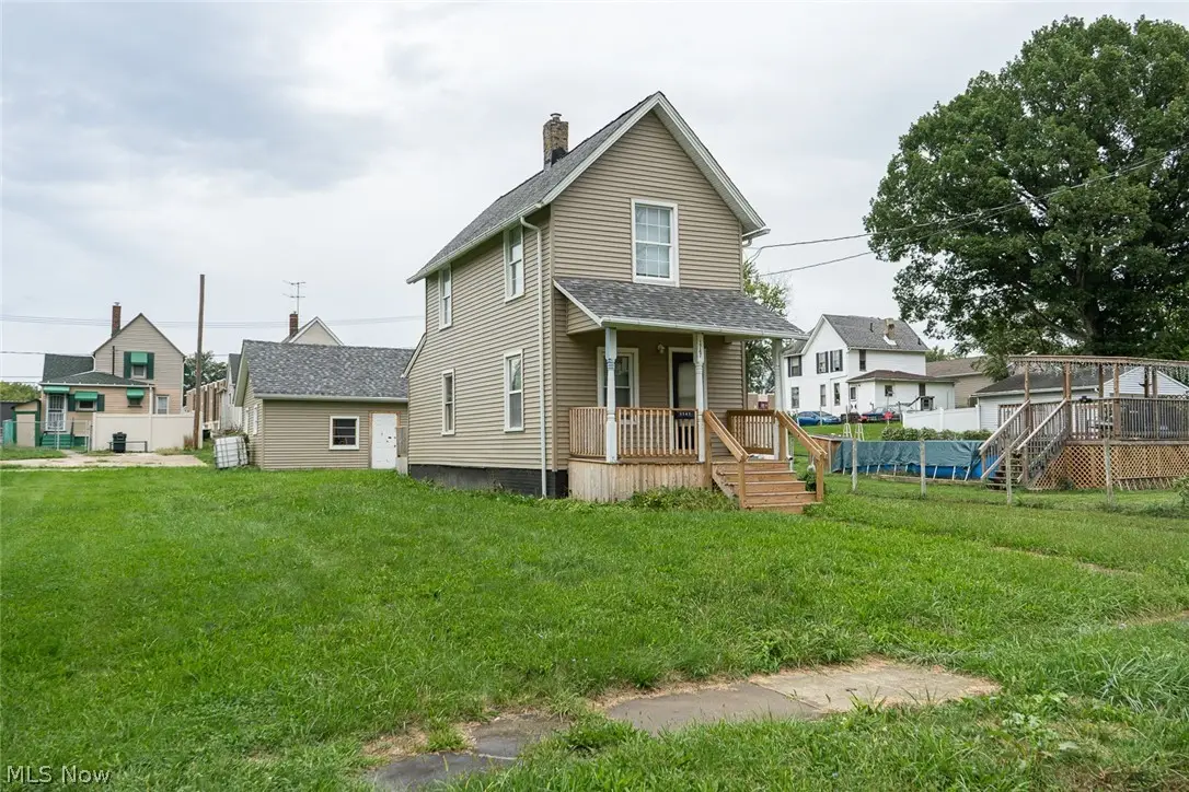 1747 5th Se Street, Canton, OH 44707 - #1