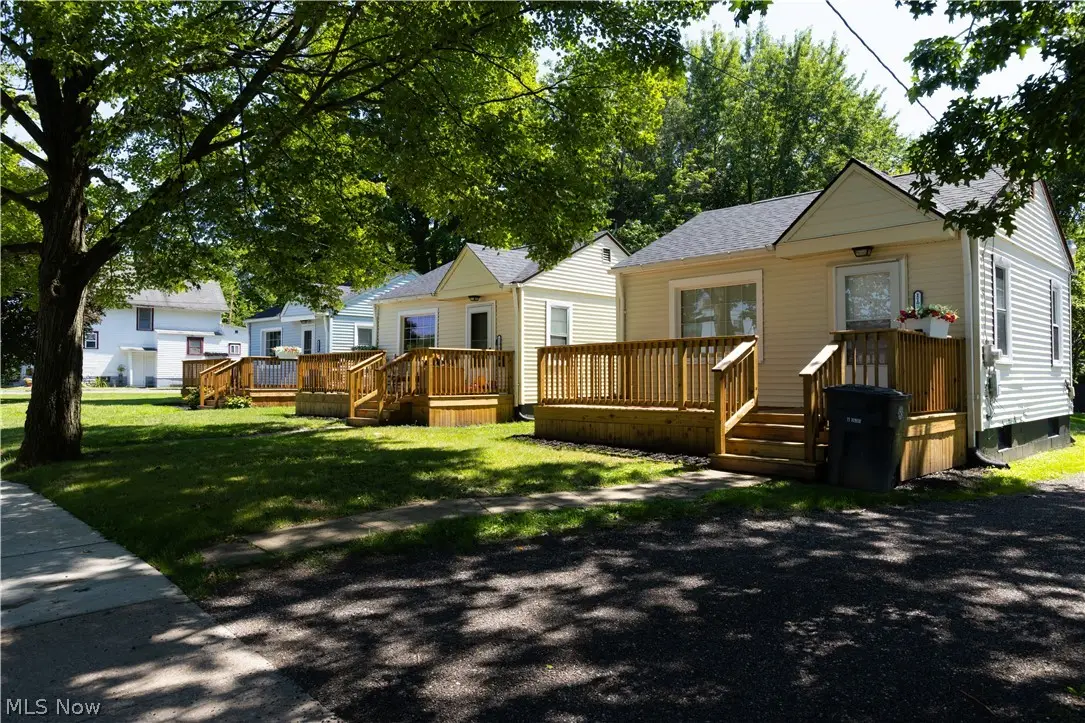 1182 Youngstown Se Road, Warren, OH 44484 - #1