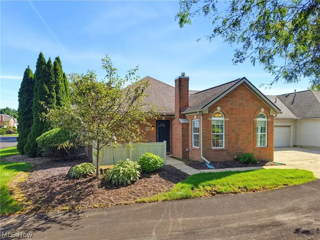 4286 Hunters Chase Lane, Wooster, OH 44691 - #1
