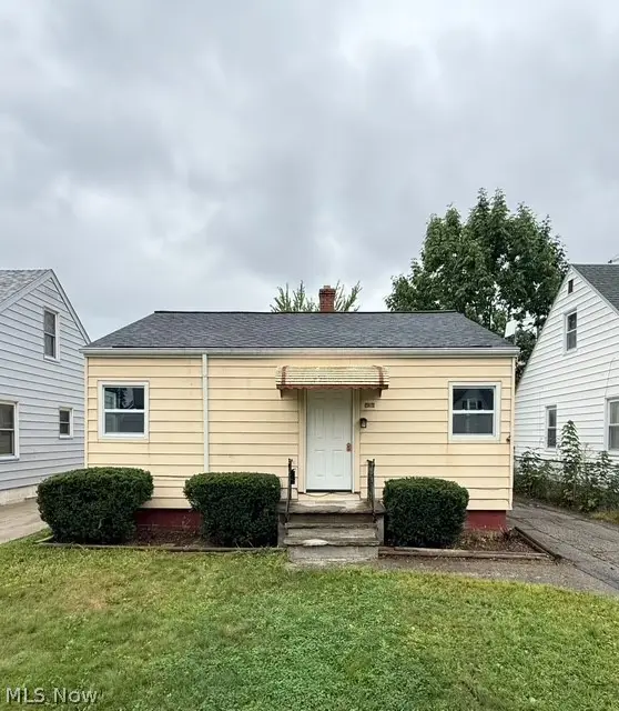 14208 Clifford Avenue, Cleveland, OH 44135 - #1