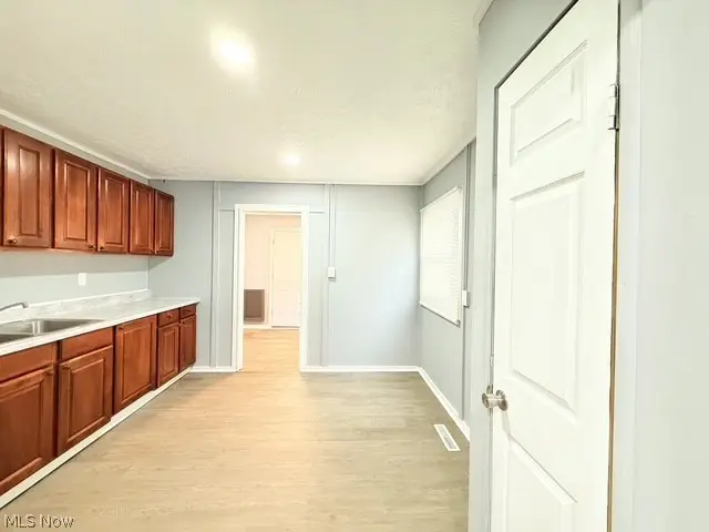 14208 Clifford Avenue, Cleveland, OH 44135 - #2