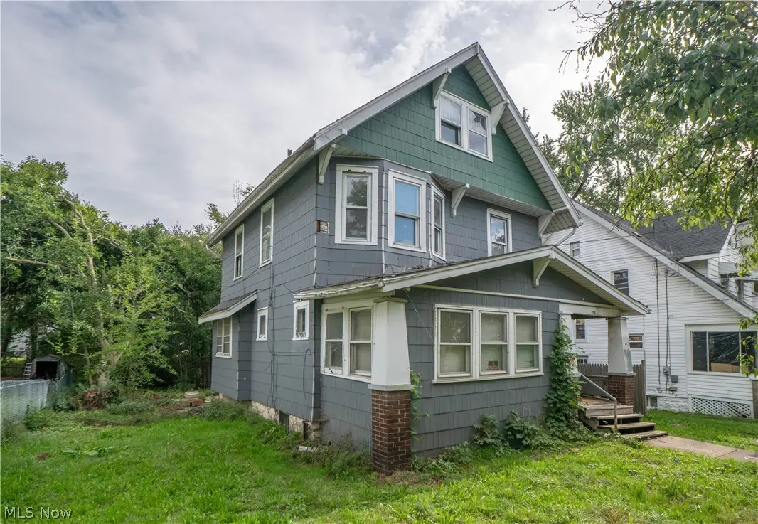 156 Colony Crescent, Akron, OH 44305 - #1