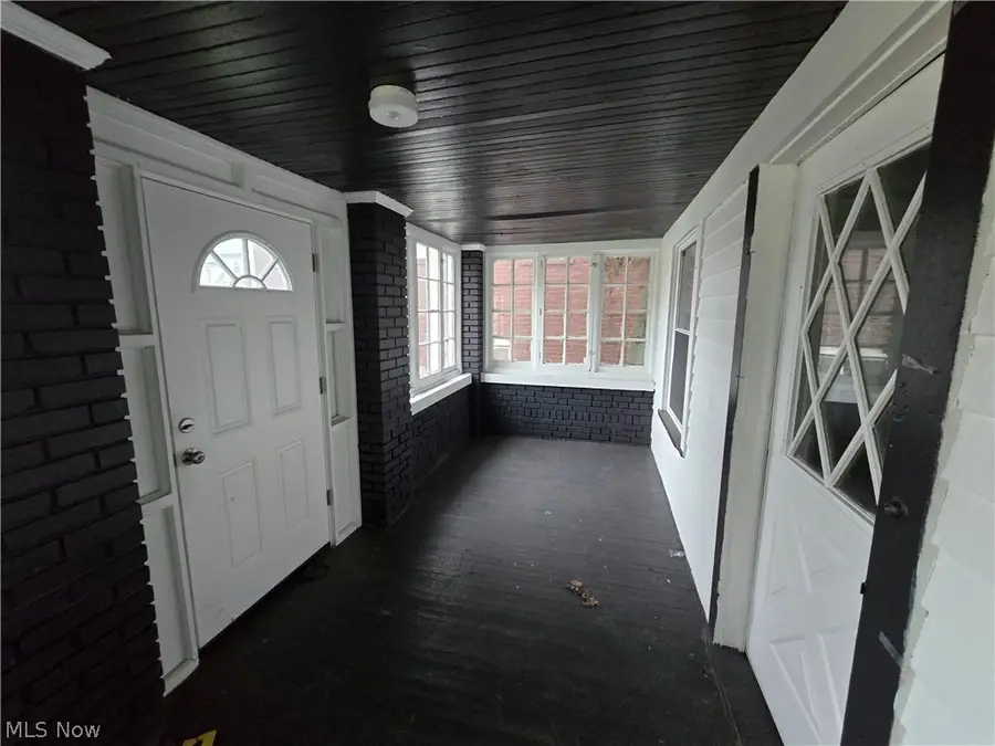 3036 E 111th Street, Cleveland, OH 44104 - #3