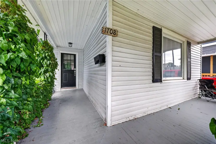 1708 W 6th Street, Ashtabula, OH 44004 - #2