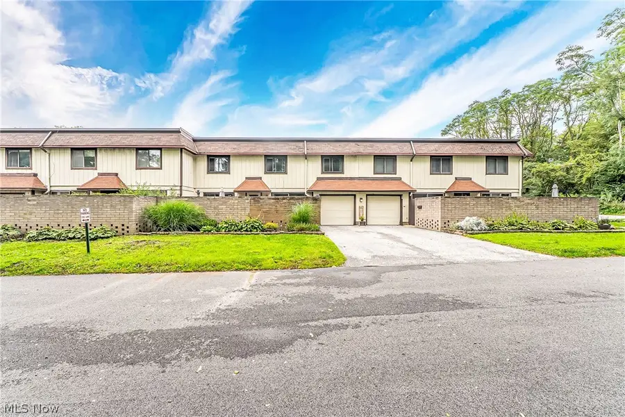9956 Johnnycake Ridge Road #E15, Concord, OH 44077 - #2