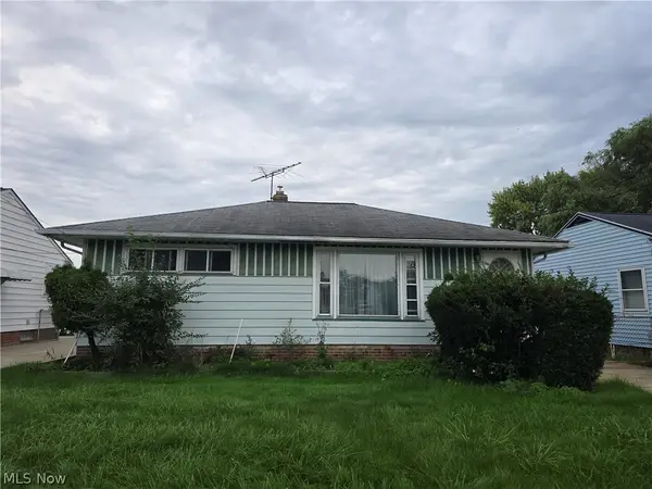 19145 Homeway Avenue, Cleveland, OH 44135
