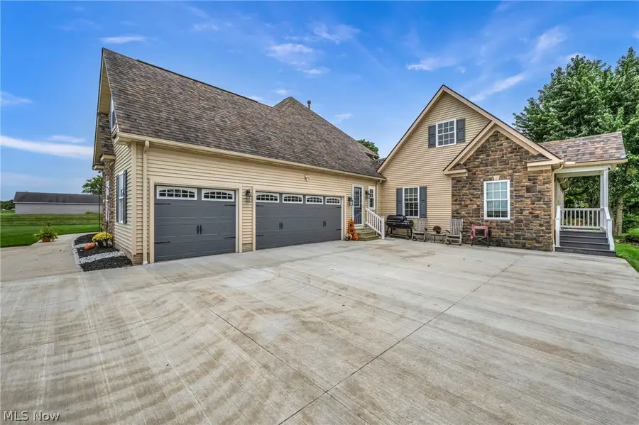 17400 Creekside Street, Lagrange, OH 44050 - #3