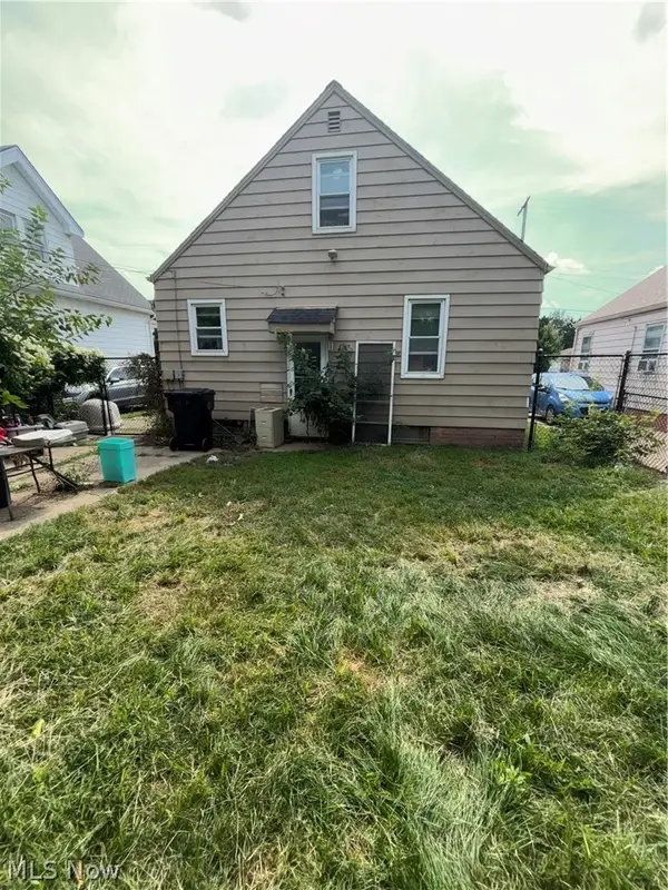 19507 Muskoka Avenue, Euclid, OH 44119