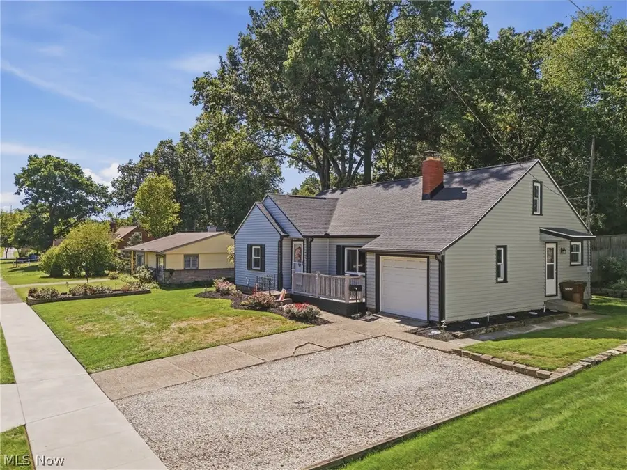 419 17th Ne Street, Massillon, OH 44646 - #3