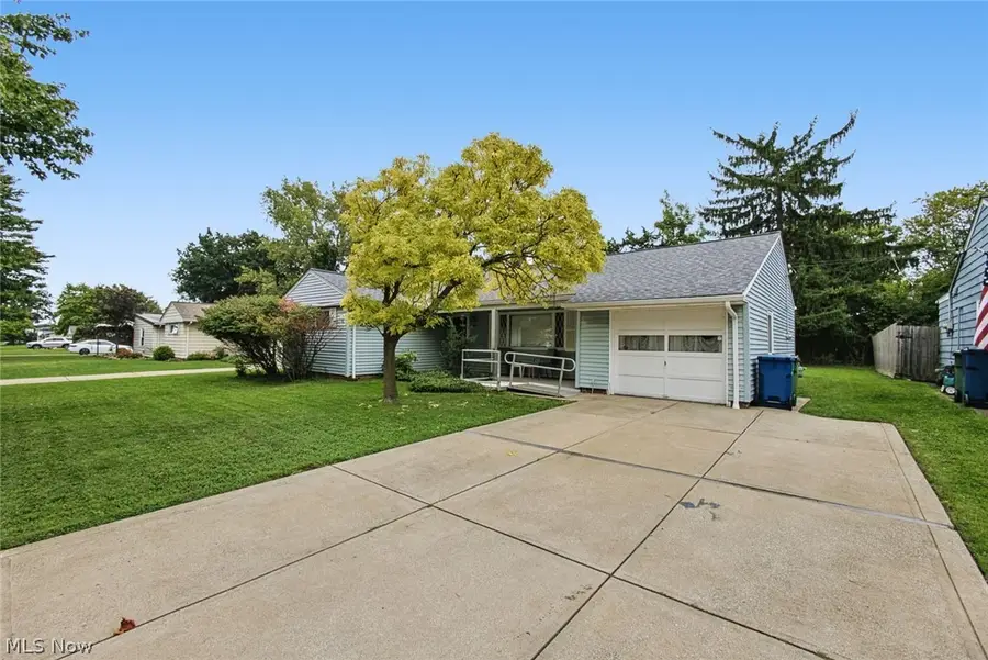 6331 Alderwood Road, Parma Heights, OH 44130 - #2