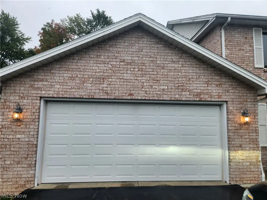 945 Auburn Hills Drive #1, Boardman, OH 44512 - #2