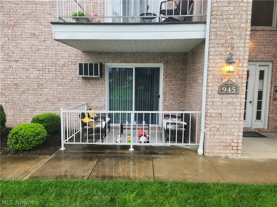 945 Auburn Hills Drive #1, Boardman, OH 44512 - #3