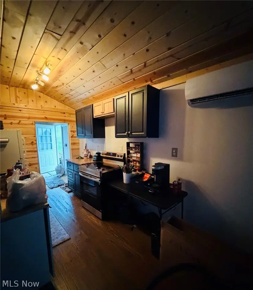 257 S Muskingum Street, Cadiz, OH 43907 - #3