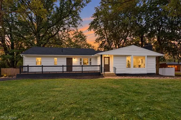 3026 38th Nw Street, Canton, OH 44718
