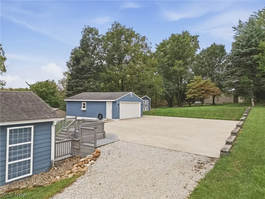 5104 Arlington Road, Green, OH 44720 - #2