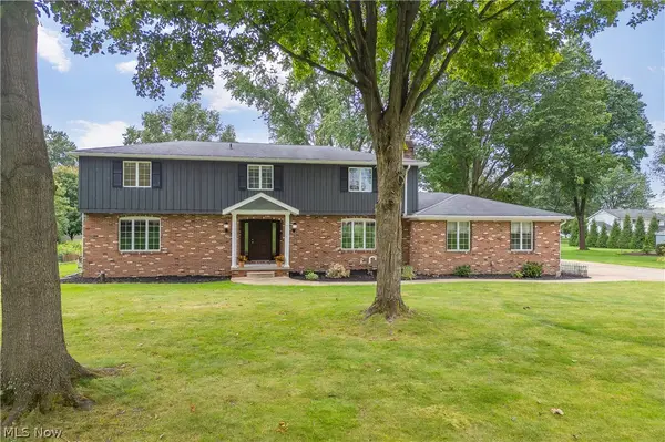 1424 Stonington Nw Road, North Canton, OH 44720
