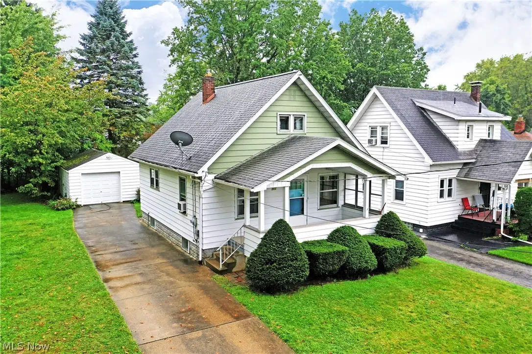 351 Marmion Avenue, Youngstown, OH 44507 - #1