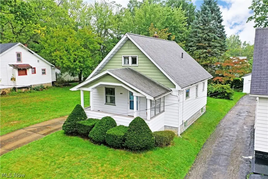 351 Marmion Avenue, Youngstown, OH 44507 - #3