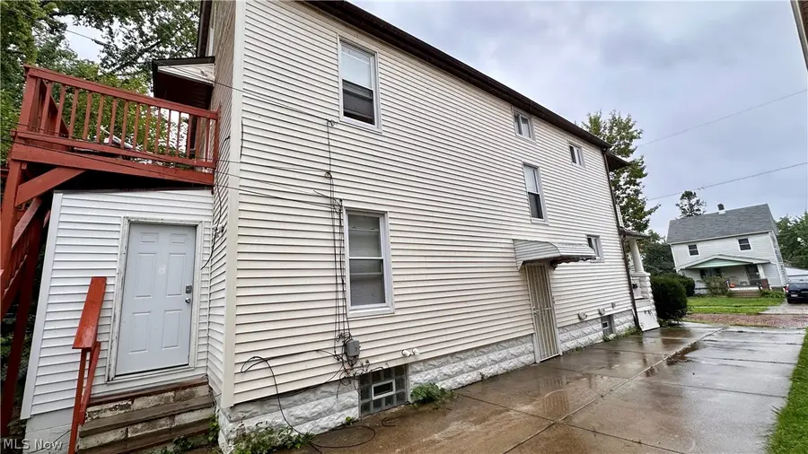 8906 Jeffries Avenue, Cleveland, OH 44105 - #3