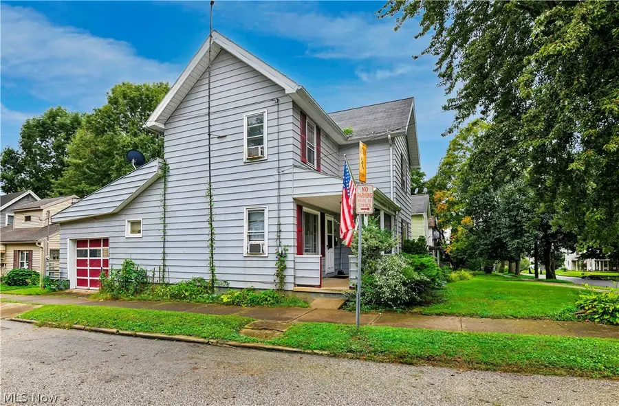 593 E Perry Street, Salem, OH 44460 - #2