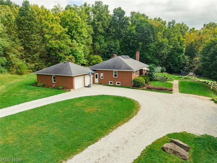 17943 Dover Road, Paint, OH 44627 - #3