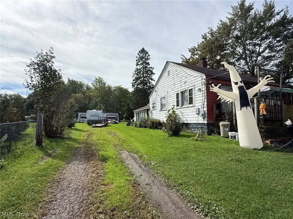 928 Mineral Springs Road, Ashtabula, OH 44004 - #1