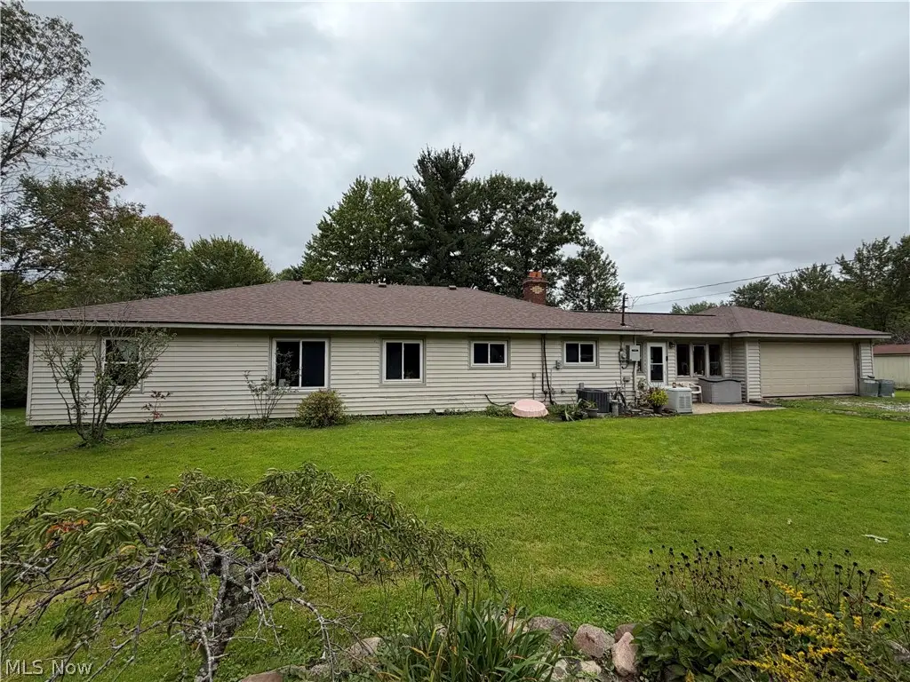 9969 Edwards Lane, Chagrin Falls, OH 44023 - #1