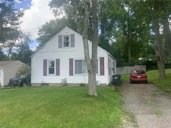 2309 43rd Nw Street, Canton, OH 44709