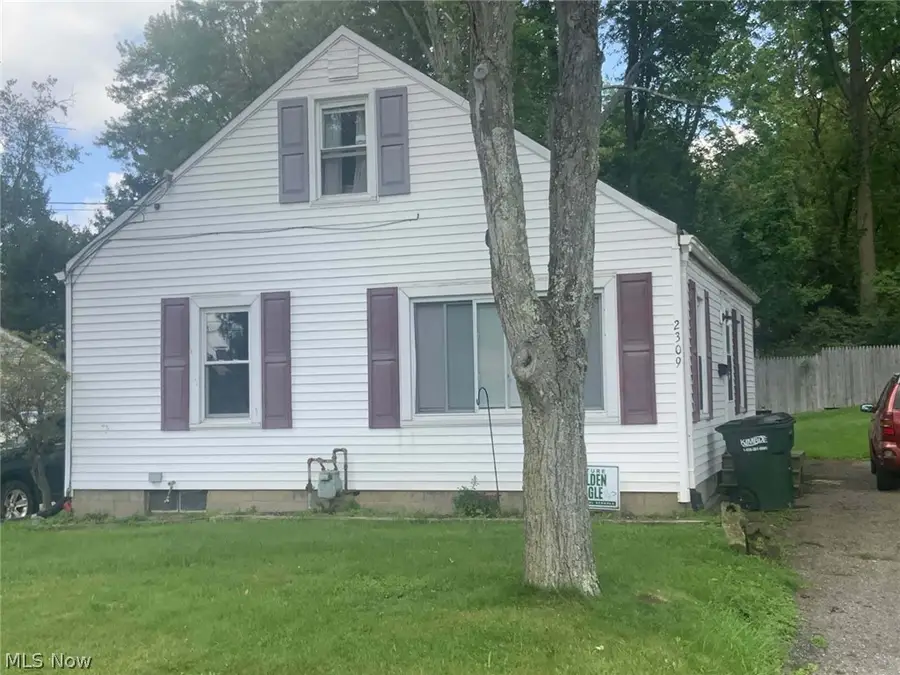 2309 43rd Nw Street, Canton, OH 44709 - #2