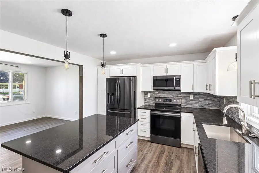 295 Best Drive, Berea, OH 44017 - #2
