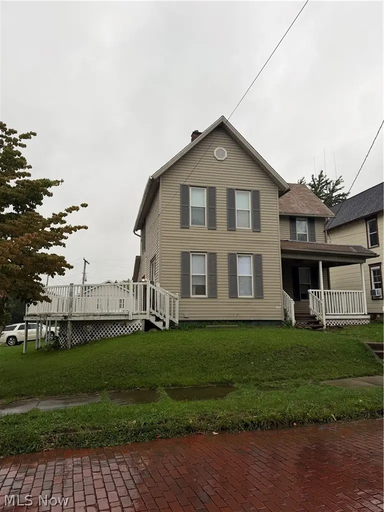 614 Hazlett Nw Avenue, Canton, OH 44708 - #1
