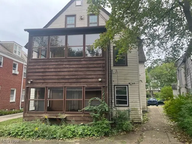 18331 Newell Road, Shaker Heights, OH 44122 - #3