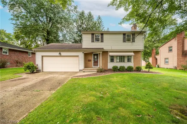 3424 Tall Oaks Lane, Austintown, OH 44511