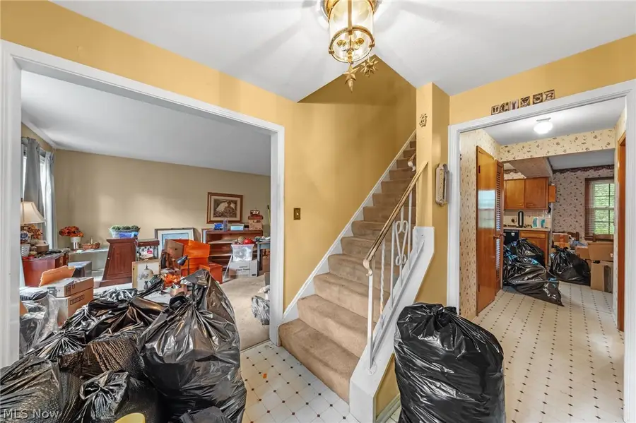 16002 Colletta Lane, Cleveland, OH 44111 - #2