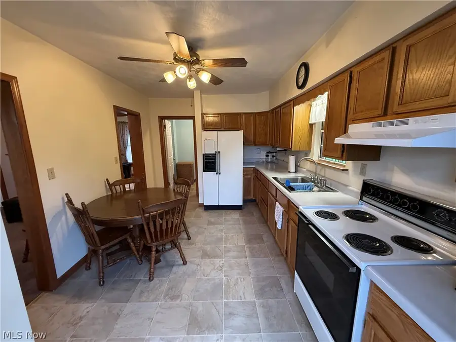 536 Woodvue Lane, Wintersville, OH 43953 - #2