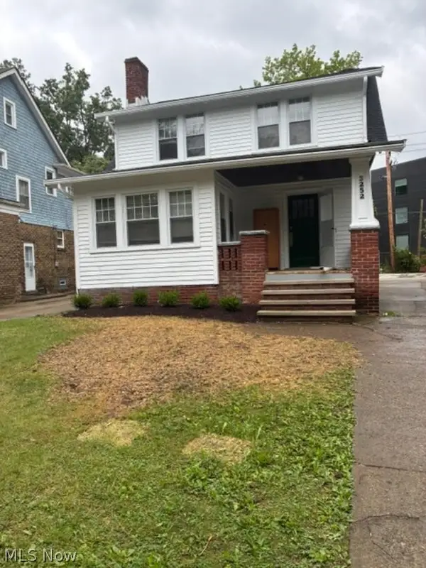 3252 Kildare Road, Cleveland Heights, OH 44118